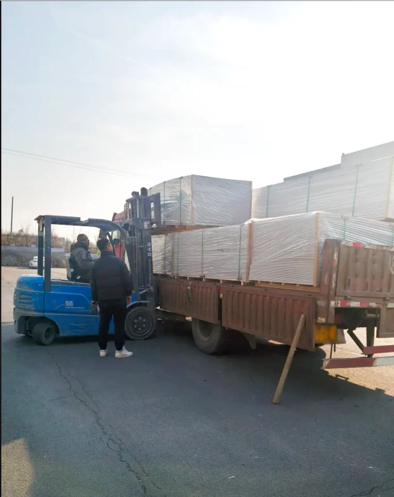 LVT FLOORING WHOLESALE,LVT flooring SUPPLIER, LVT Flooring distributor,vinyl flooring